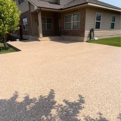 residential-driveway-epoxy-home